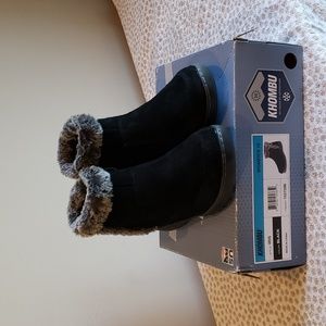 Khombu all Season Ladies Boots Size 10